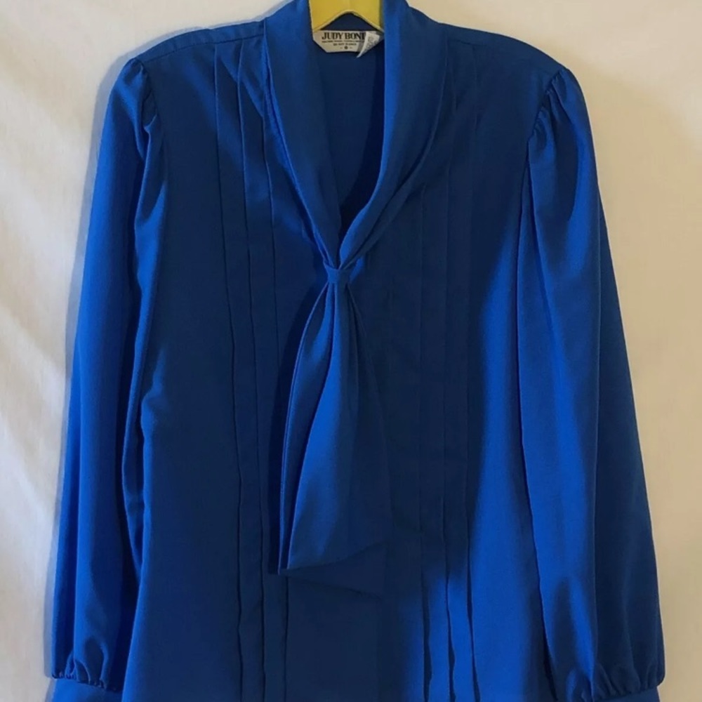 Vtg Judy Bond Womens Sz 8 Royal Blue Polyester Button Up Blouse Neck Tie Collar